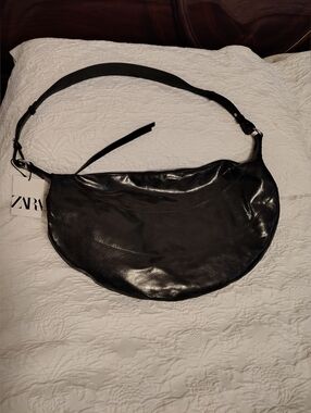 NWT Zara Black Crescent Shoulder Bag